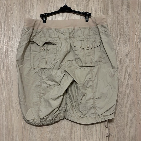 Calvin Klein Dry performance shorts - Picture 2 of 3